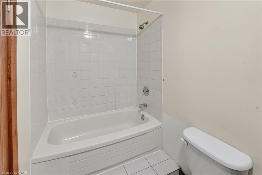 61 Mountain Road, Grimsby, Ontario  L3M 4E7 - Photo 27 - 40824611