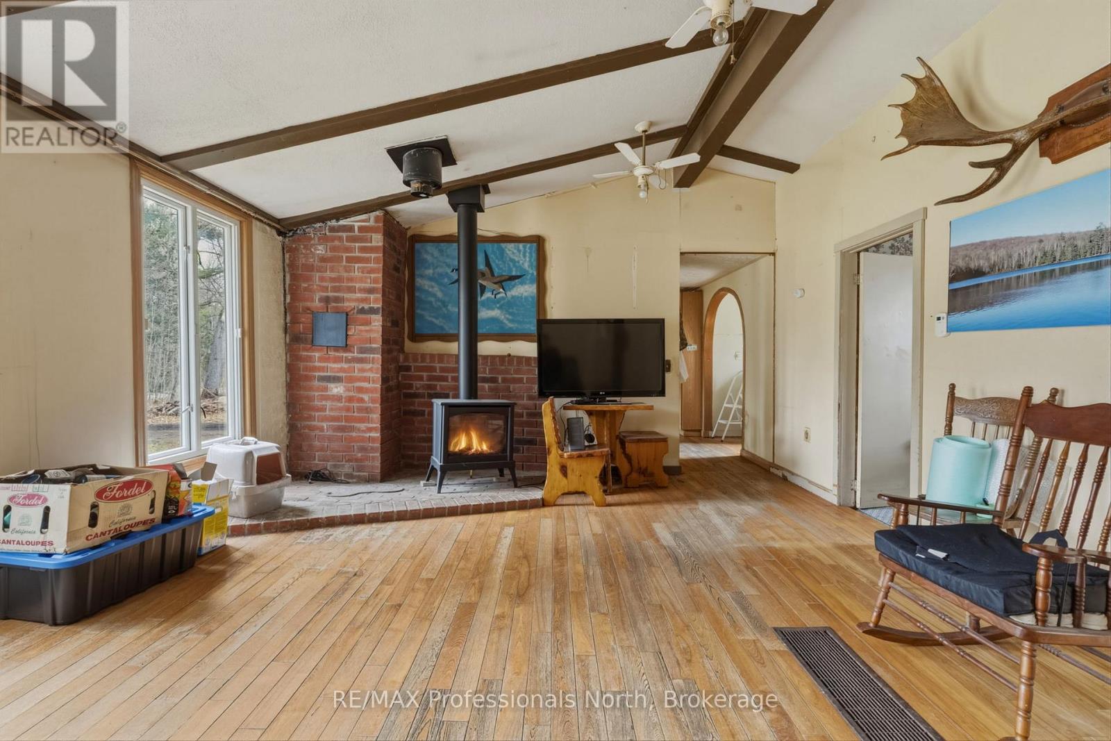 1056 Kirk Line W, Bracebridge, Ontario  P1L 1W9 - Photo 10 - X13073948