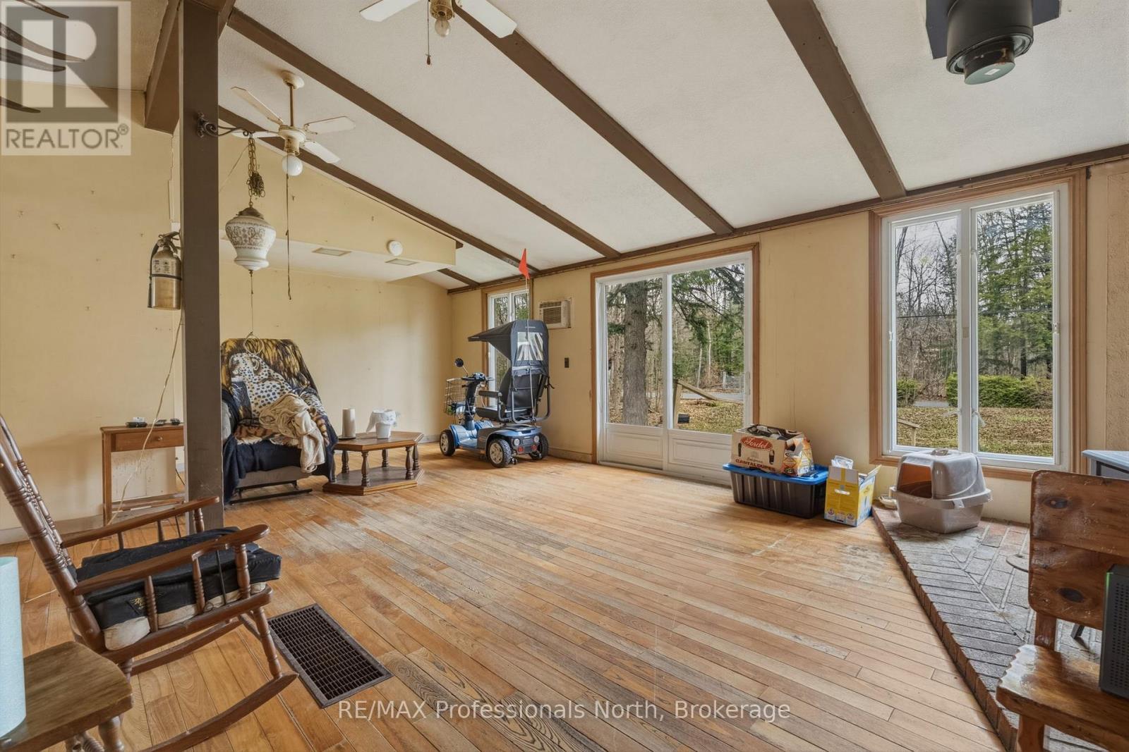 1056 Kirk Line W, Bracebridge, Ontario  P1L 1W9 - Photo 8 - X13073948