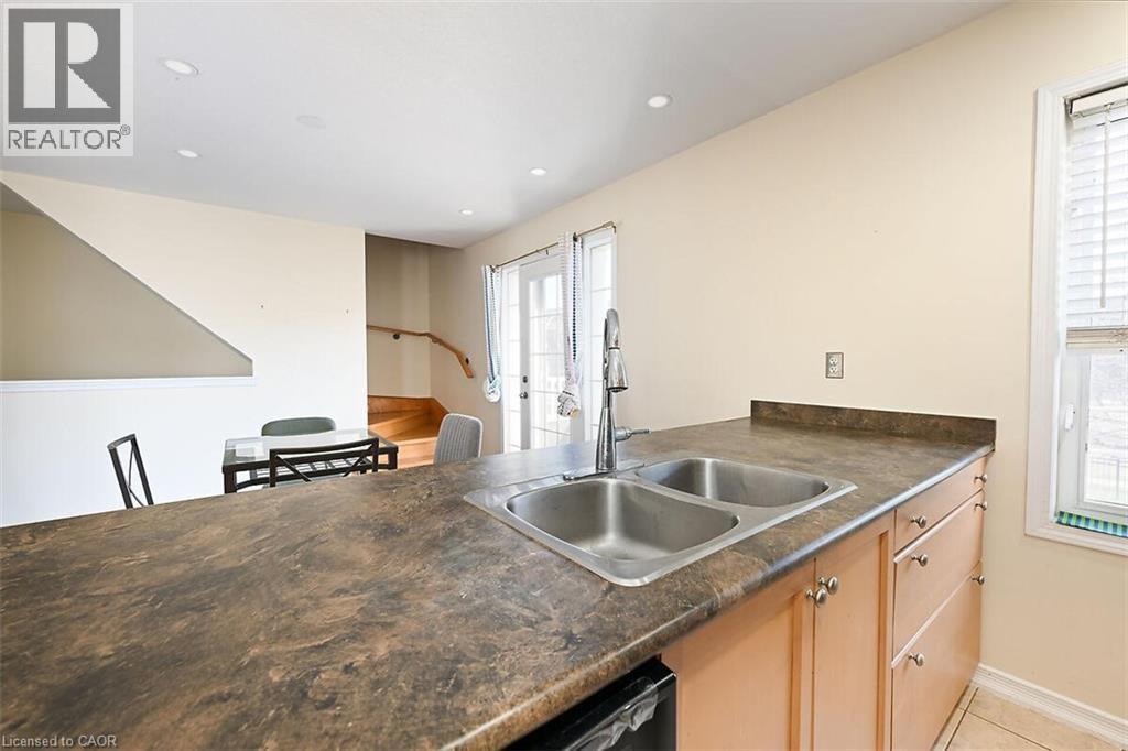 7 Sirente Drive Unit# 35, Hamilton, Ontario  L9A 0B4 - Photo 9 - 40826419