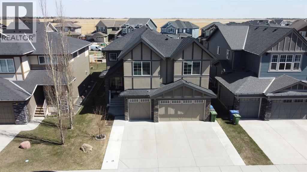 125 Kinniburgh Loop, Chestermere, Alberta  T1X 0T9 - Photo 3 - A2307271
