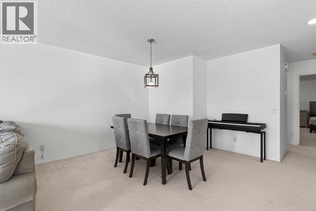 320 Sierra Morena Green SW, Calgary, Alberta  T3H 3H8 - Photo 15 - A2307296