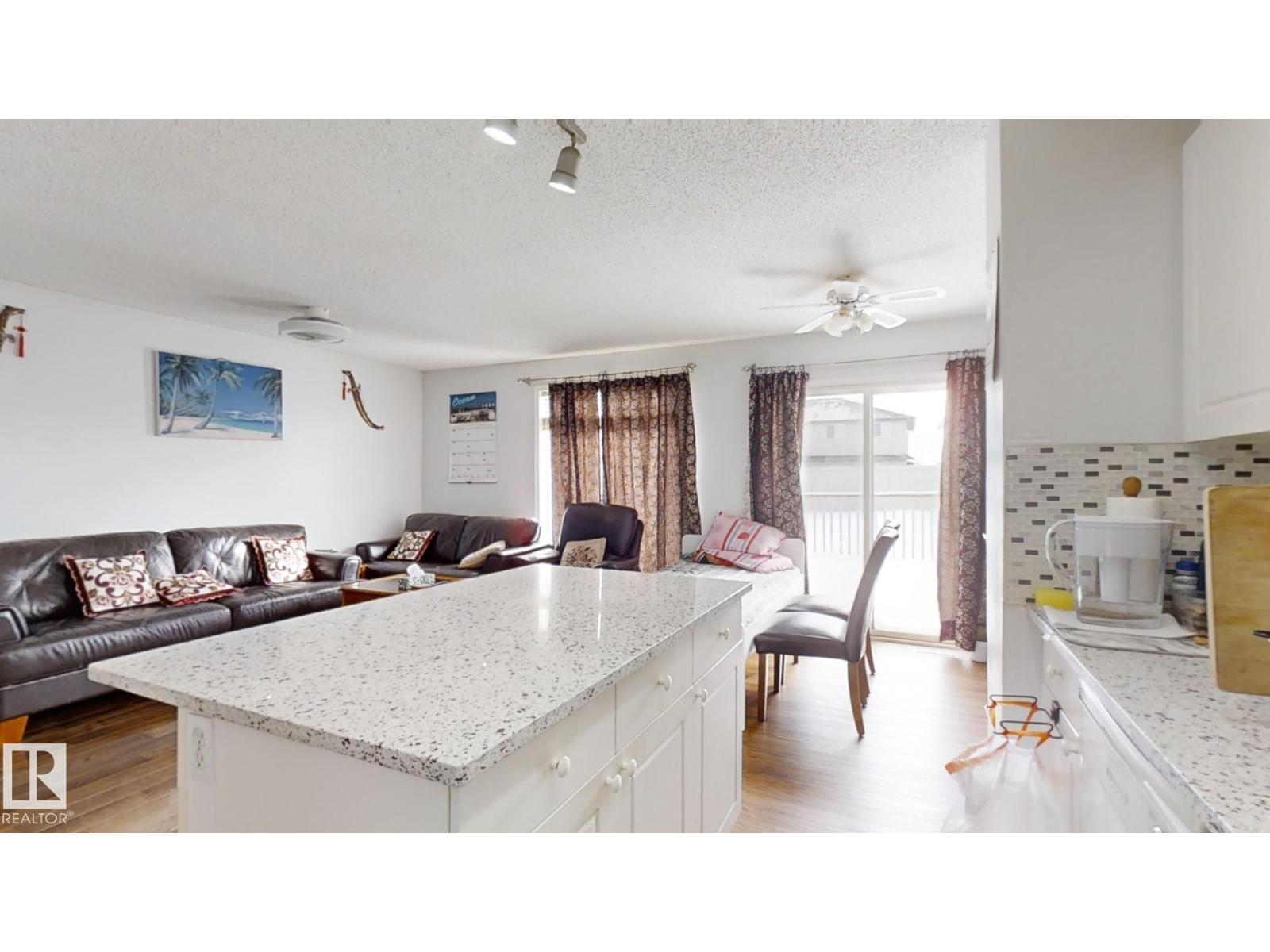 3023 31 Av Nw, Edmonton, Alberta  T6T 1W9 - Photo 4 - E4485421