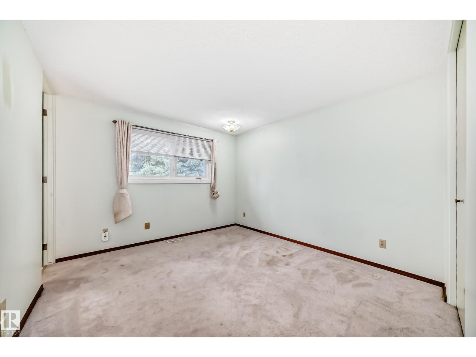 11739 152a Av Nw, Edmonton, Alberta  T5X 1E5 - Photo 18 - E4485422