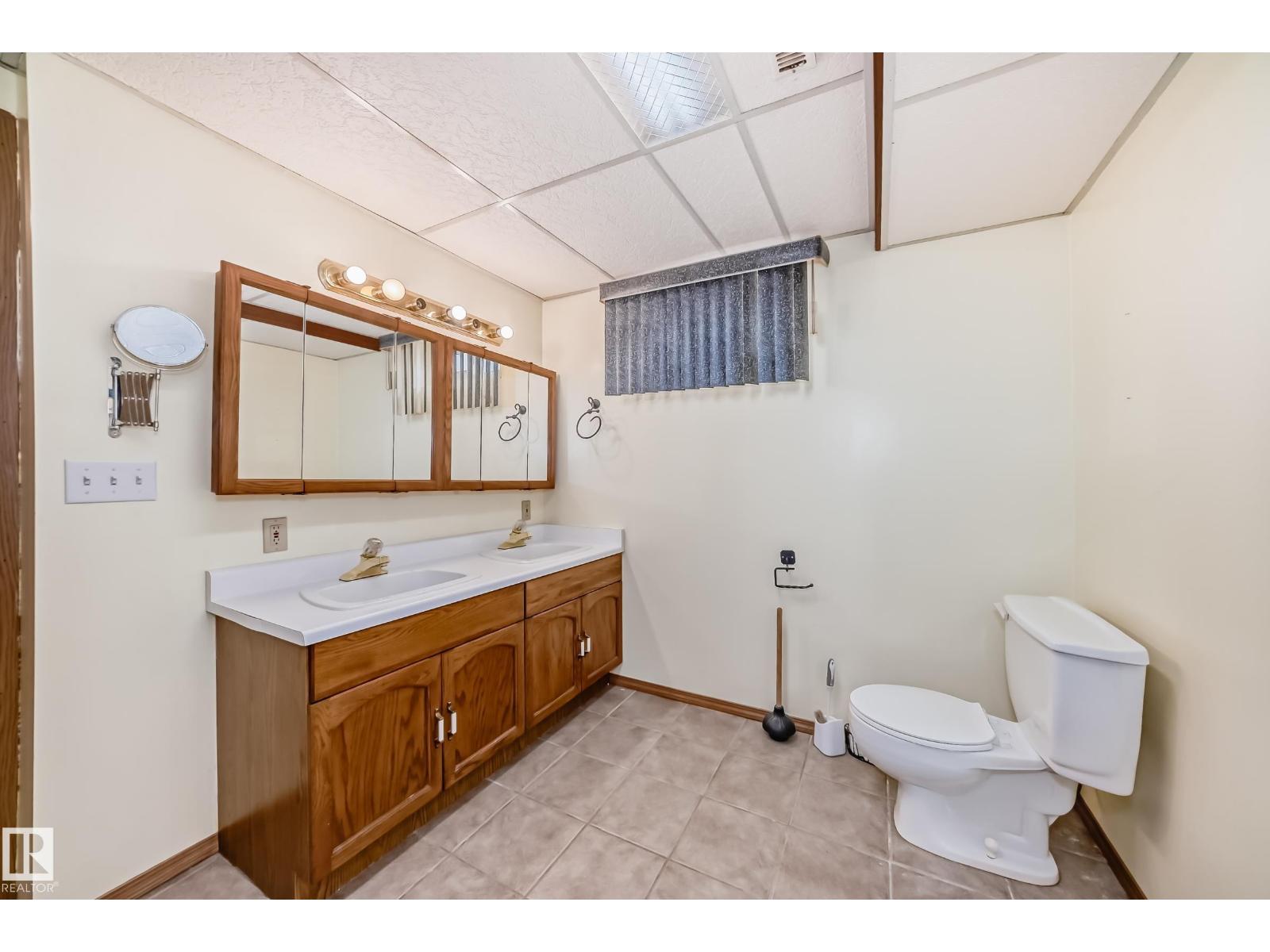 11739 152a Av Nw, Edmonton, Alberta  T5X 1E5 - Photo 39 - E4485422