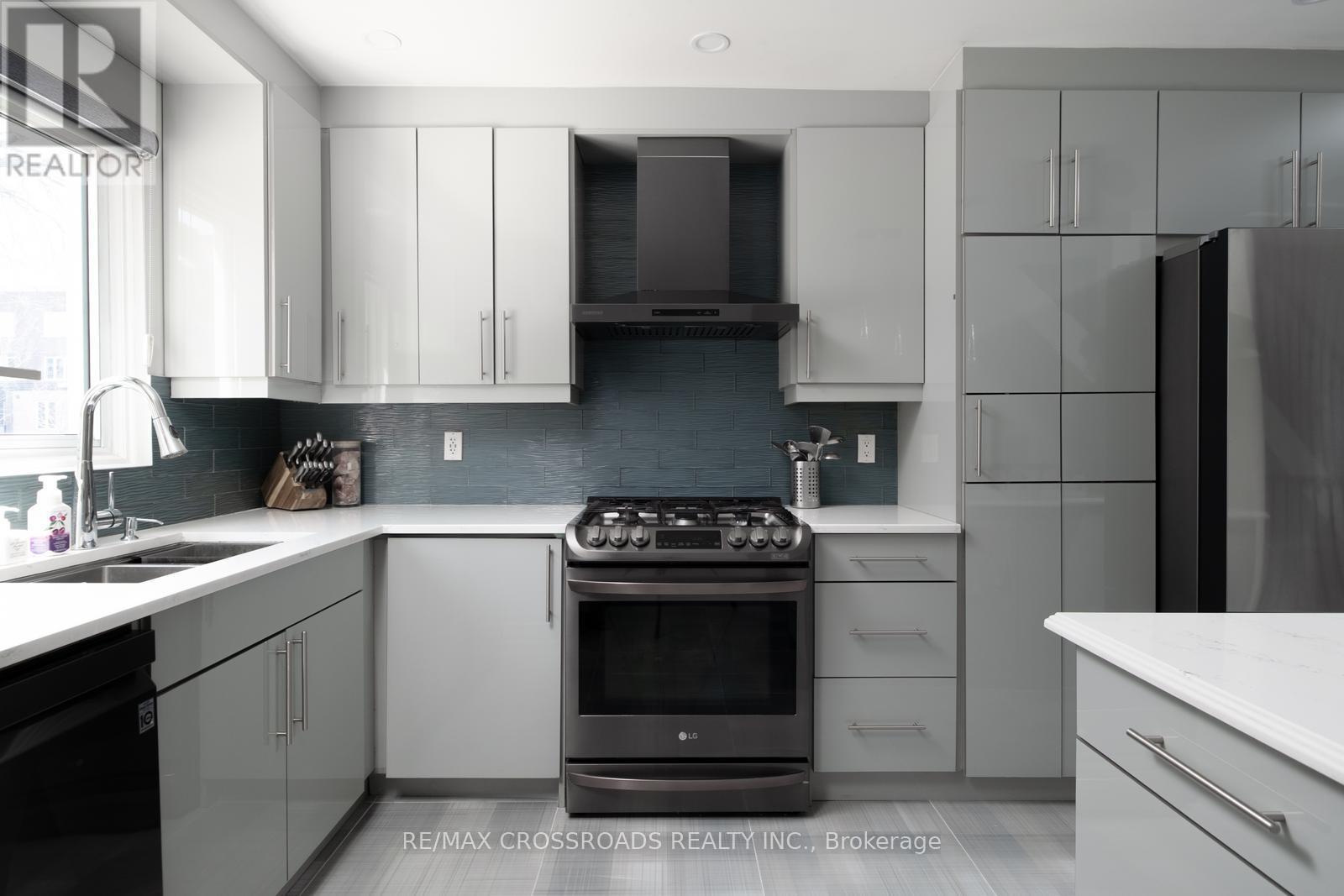 7 - 20 Hainford Street, Toronto, Ontario  M1E 4X8 - Photo 5 - E13073998