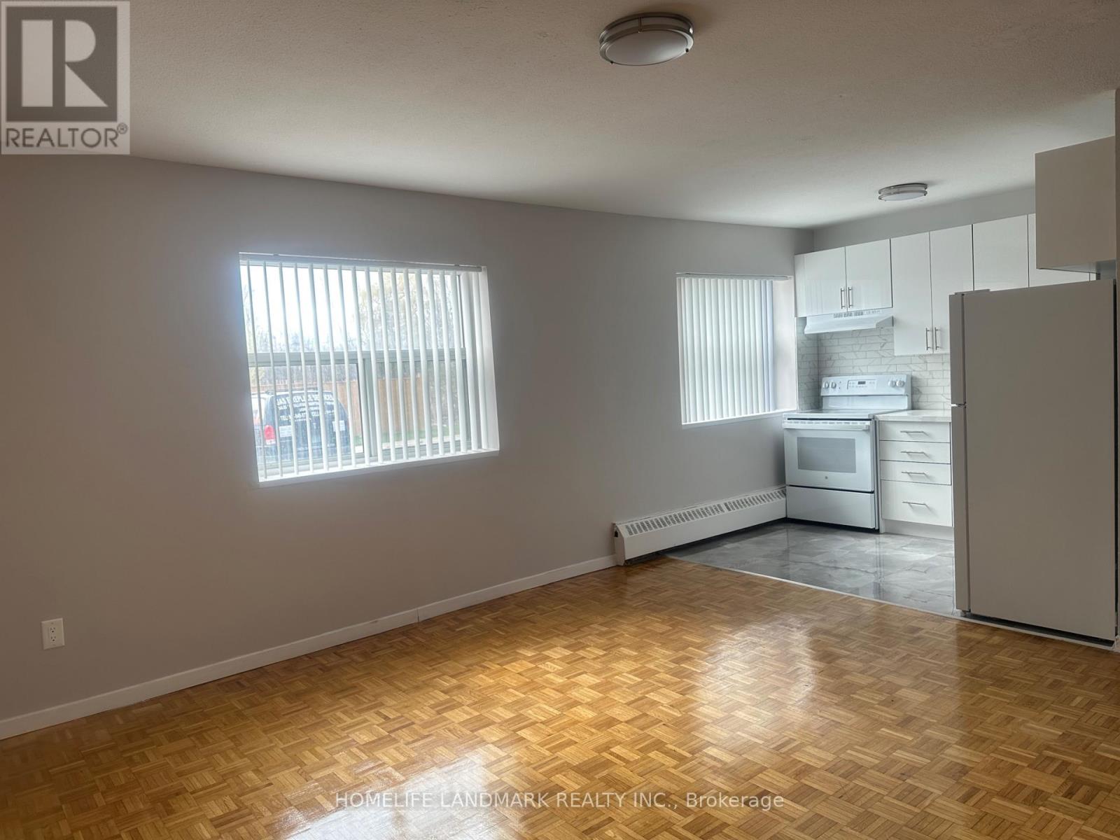 503 - 65 North Service Road, Mississauga, Ontario  L5A 1A3 - Photo 6 - W12998602