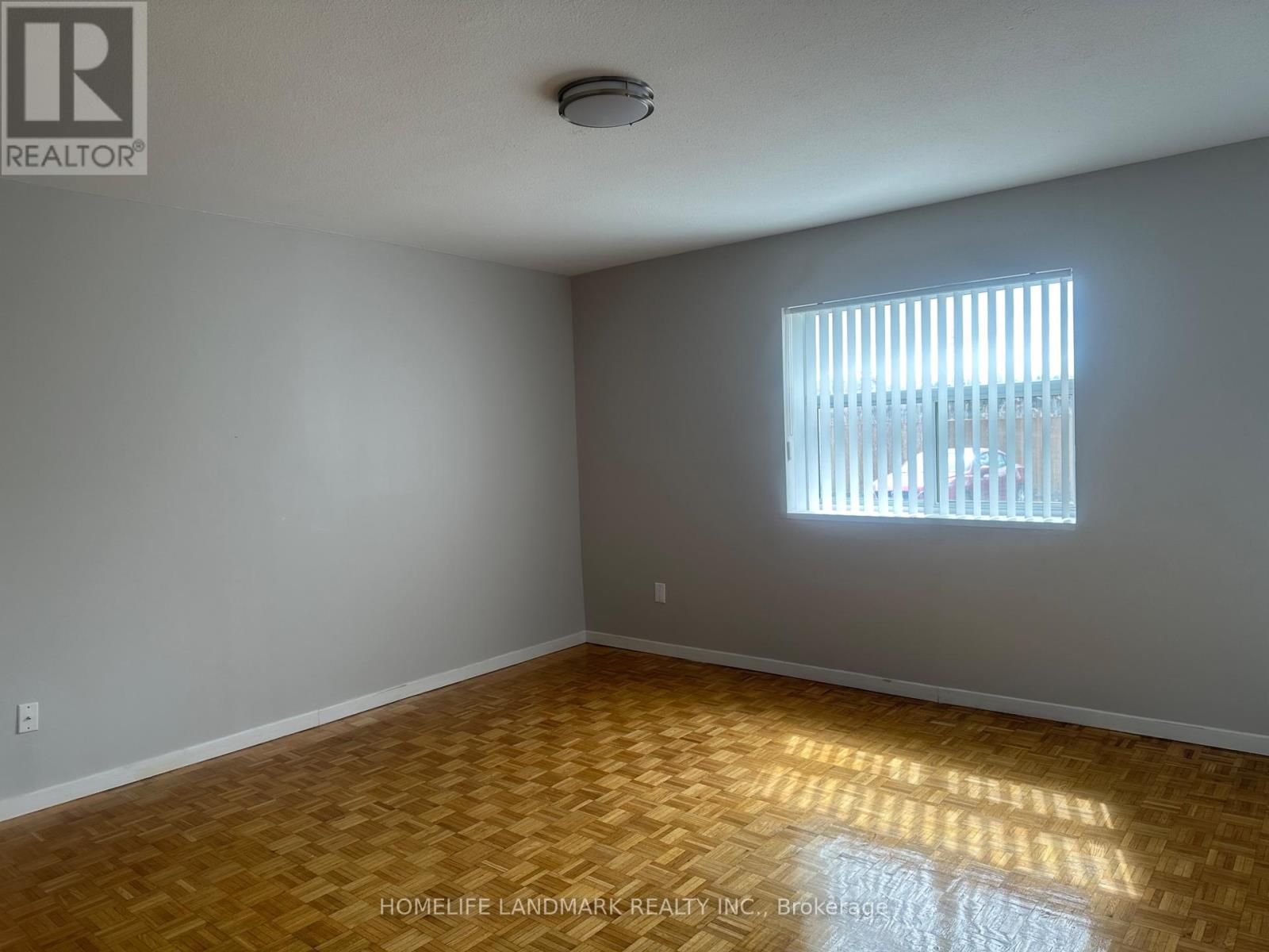 503 - 65 North Service Road, Mississauga, Ontario  L5A 1A3 - Photo 8 - W12998602