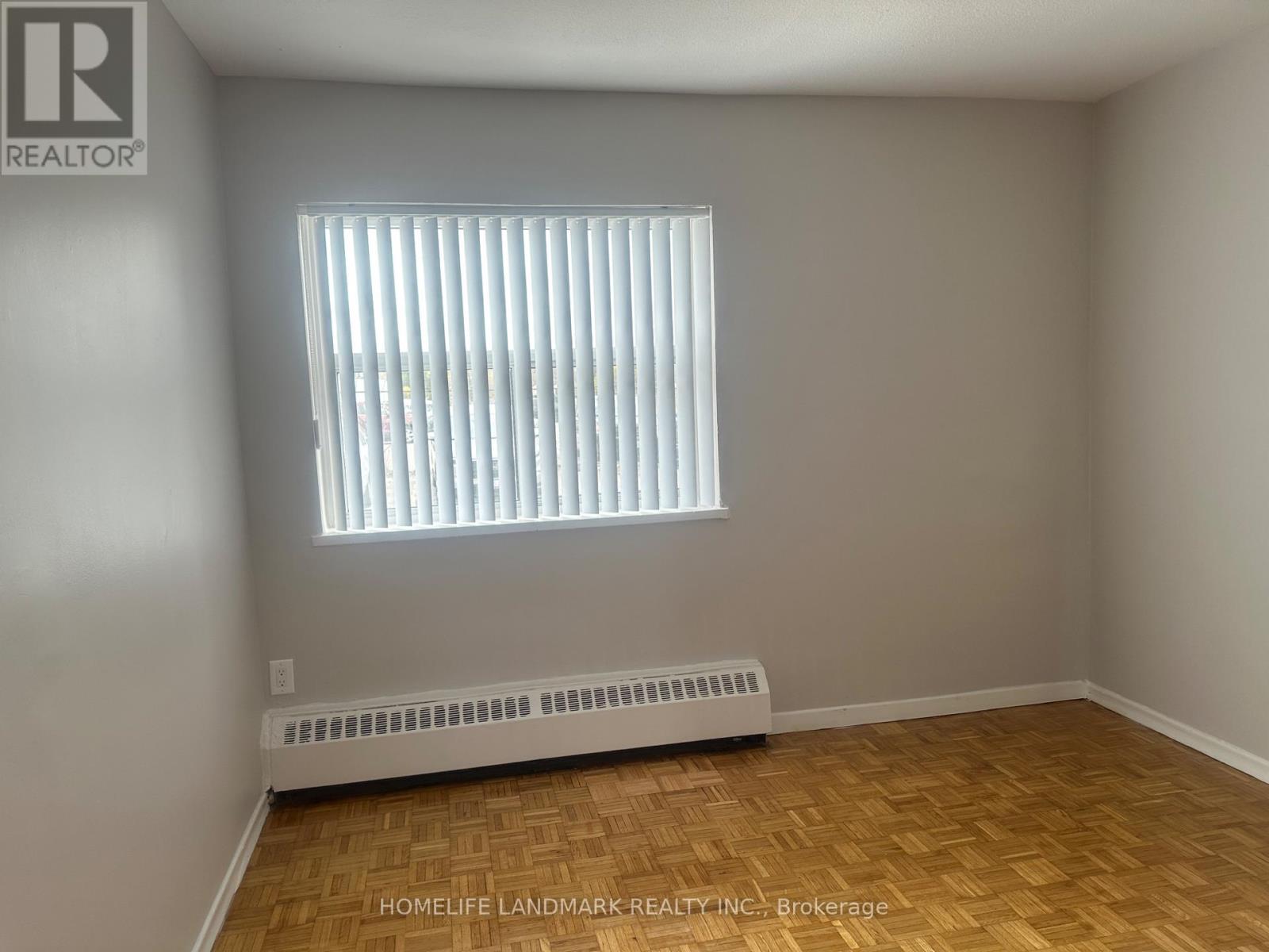 503 - 65 North Service Road, Mississauga, Ontario  L5A 1A3 - Photo 9 - W12998602