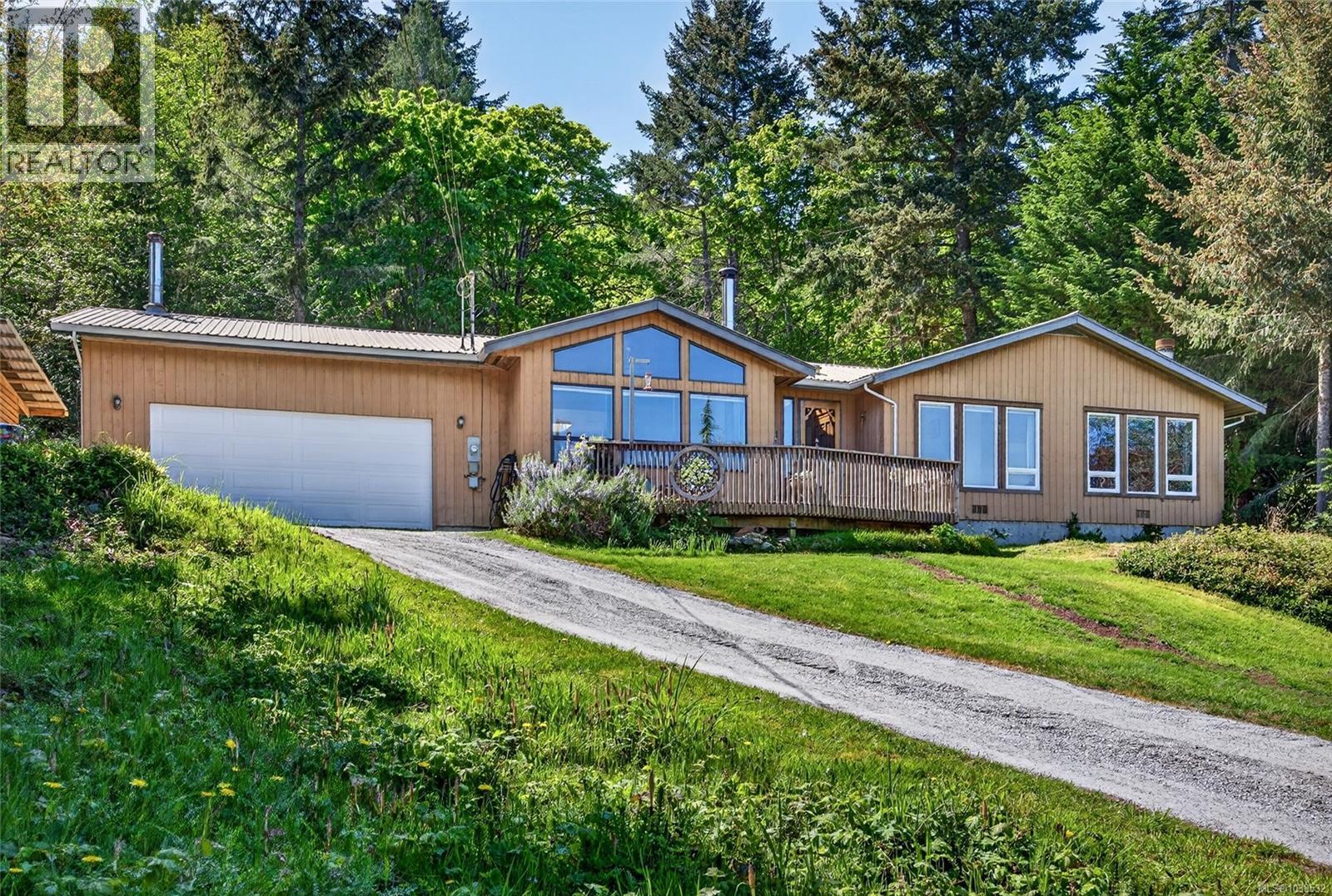 251 Price Rd, Salt Spring, British Columbia