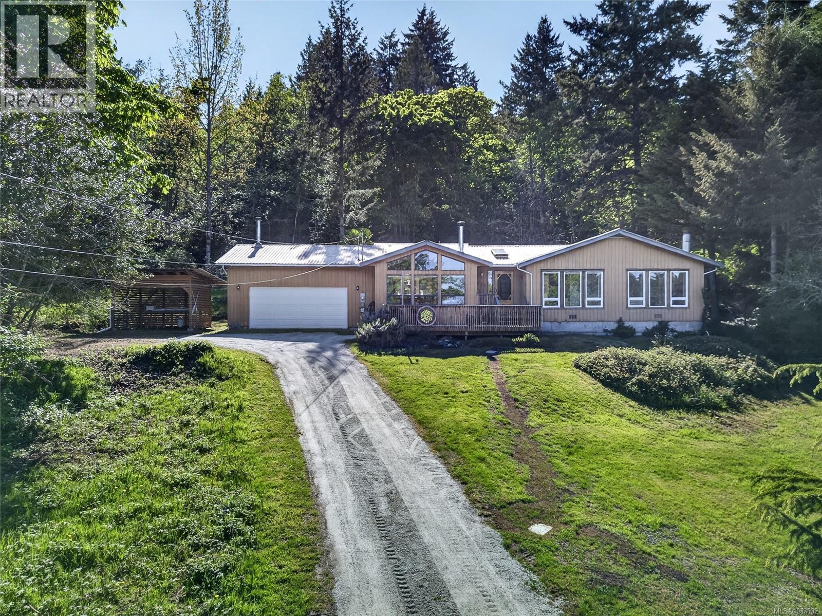 251 Price Rd, Salt Spring, British Columbia  V8K 2E9 - Photo 2 - 1033532