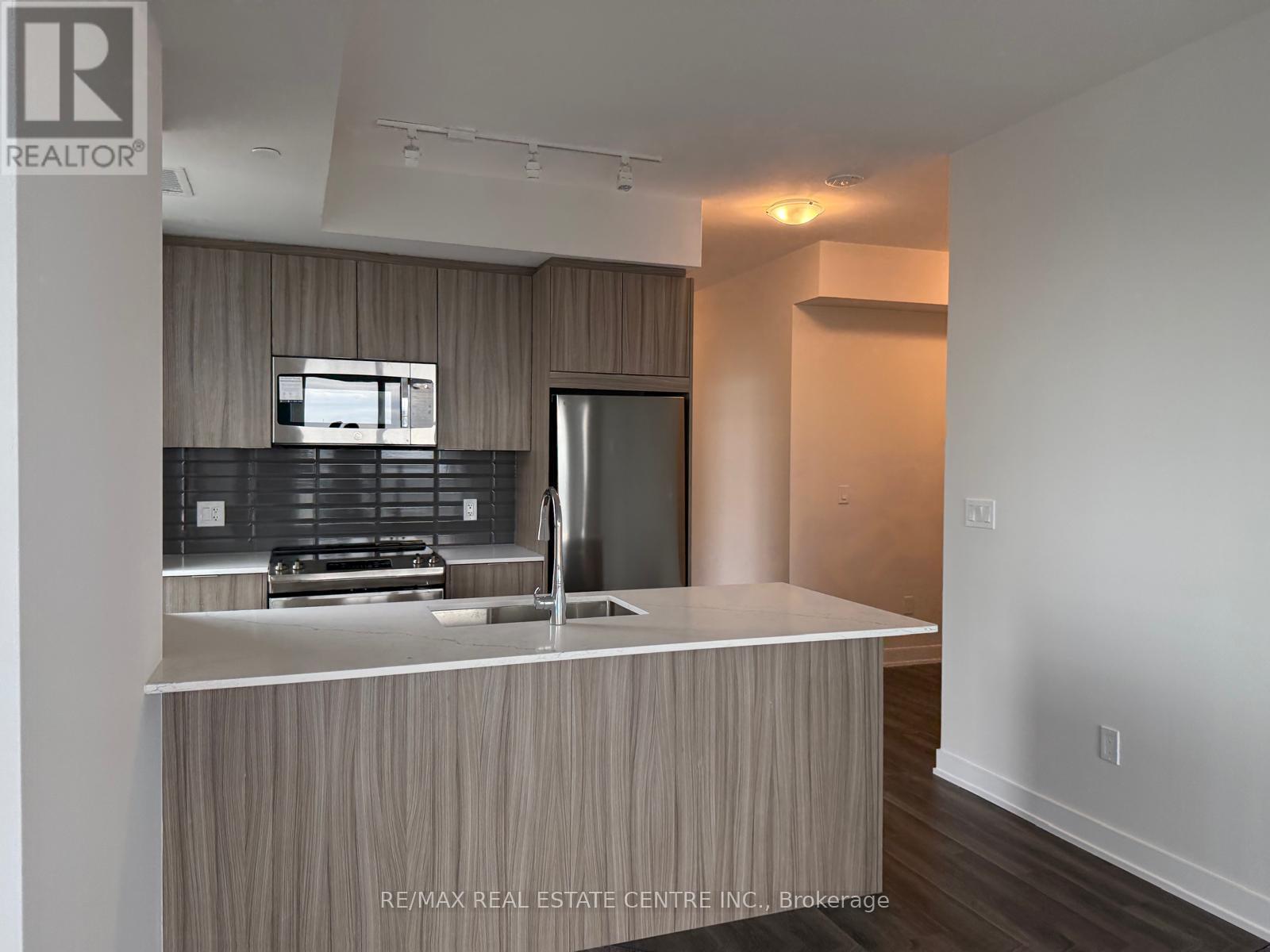 3311 - 430 Square One Drive, Mississauga, Ontario  L5B 0L6 - Photo 11 - W13073958