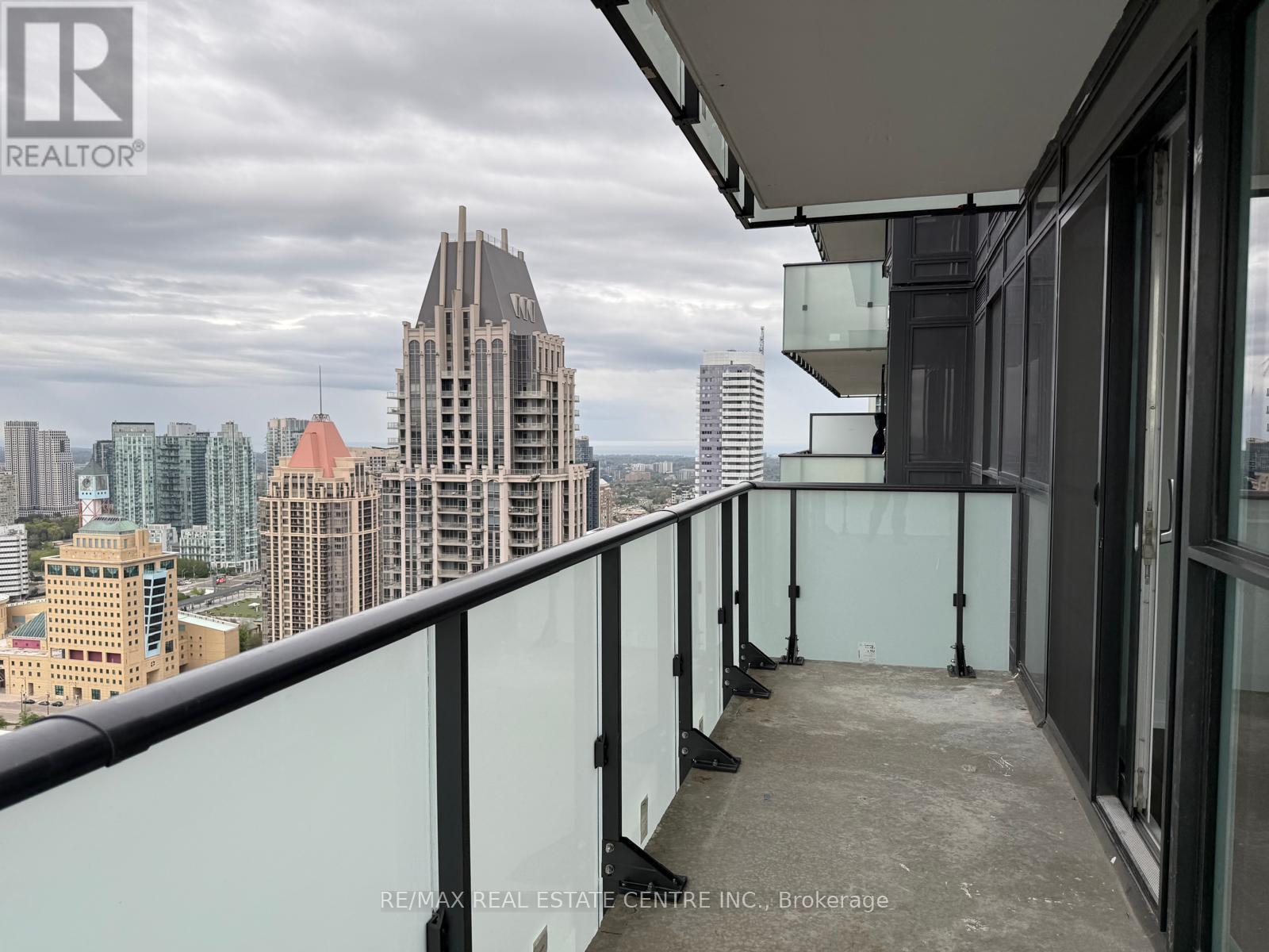 3311 - 430 Square One Drive, Mississauga, Ontario  L5B 0L6 - Photo 14 - W13073958