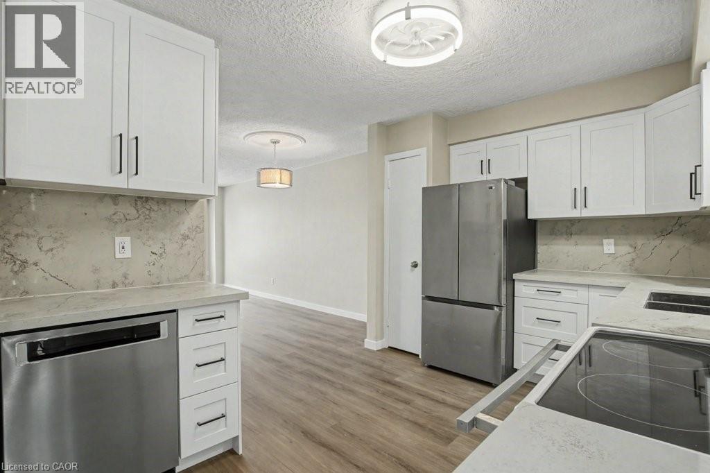 104 Ralgreen Crescent, Kitchener, Ontario  N2M 1T9 - Photo 5 - 40826410