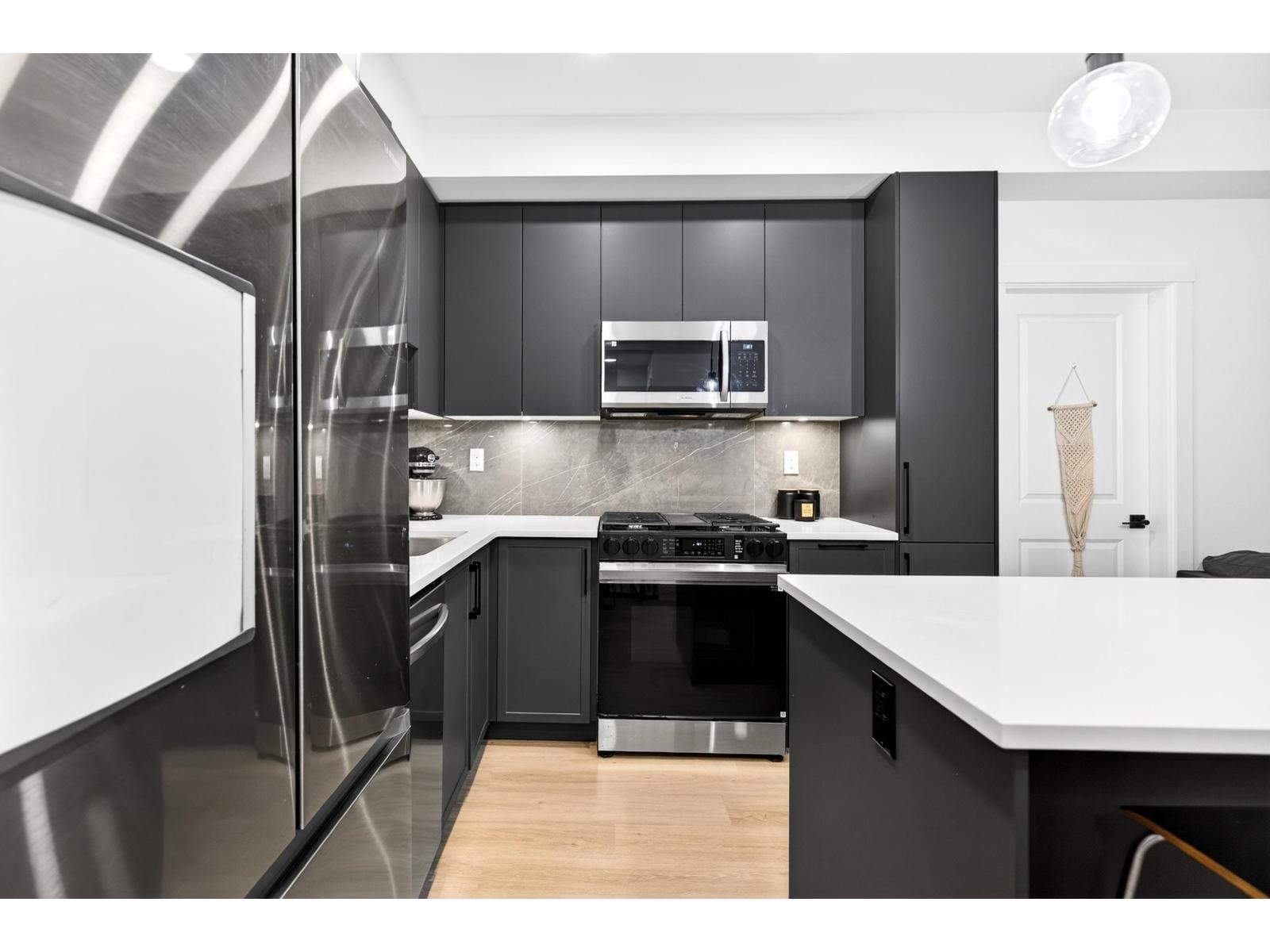 104 3480 146a Street, Surrey, British Columbia  V4P 0H6 - Photo 5 - R3101012