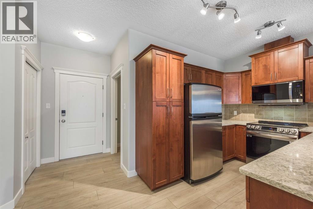 341, 20 Discovery Ridge Close Sw, Calgary, Alberta  T3H 5X4 - Photo 12 - A2290041