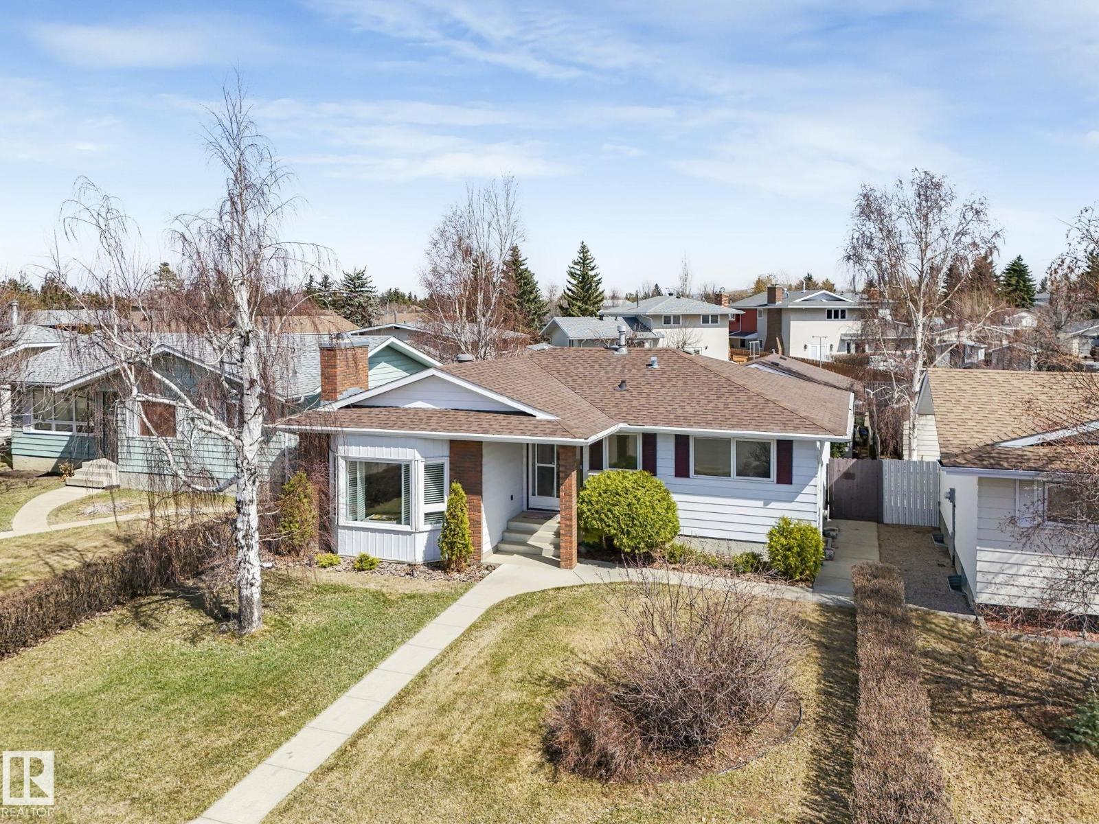 1027 77 St Nw, Edmonton, Alberta  T6K 3G4 - Photo 9 - E4485425