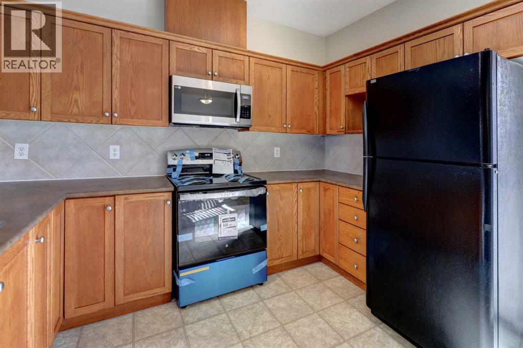 302, 2006 Luxstone Boulevard Sw, Airdrie, Alberta  T4B 3C4 - Photo 10 - A2300510