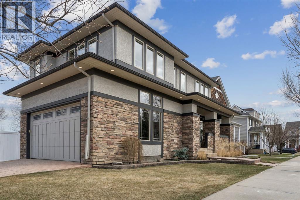 22 Angle Street SW, Calgary, Alberta  T3E 0V6 - Photo 2 - A2302006