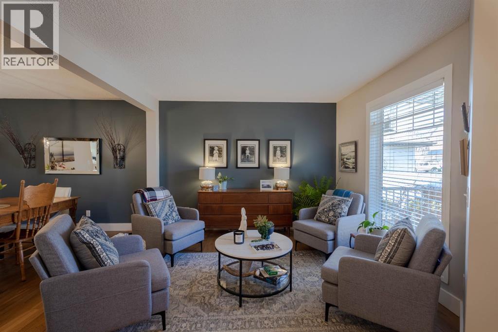 154 Tuscany Ridge Close NW, Calgary, Alberta  T3L 2K6 - Photo 6 - A2305960