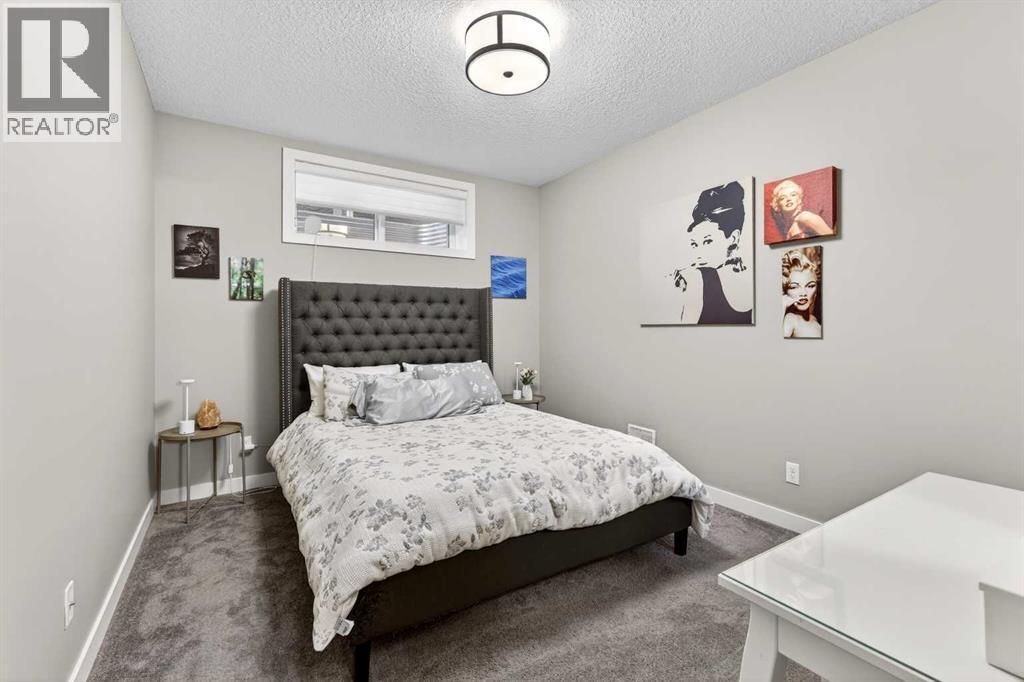 90 Cranbrook Hill SE, Calgary, Alberta  T3M 2K8 - Photo 40 - A2306549