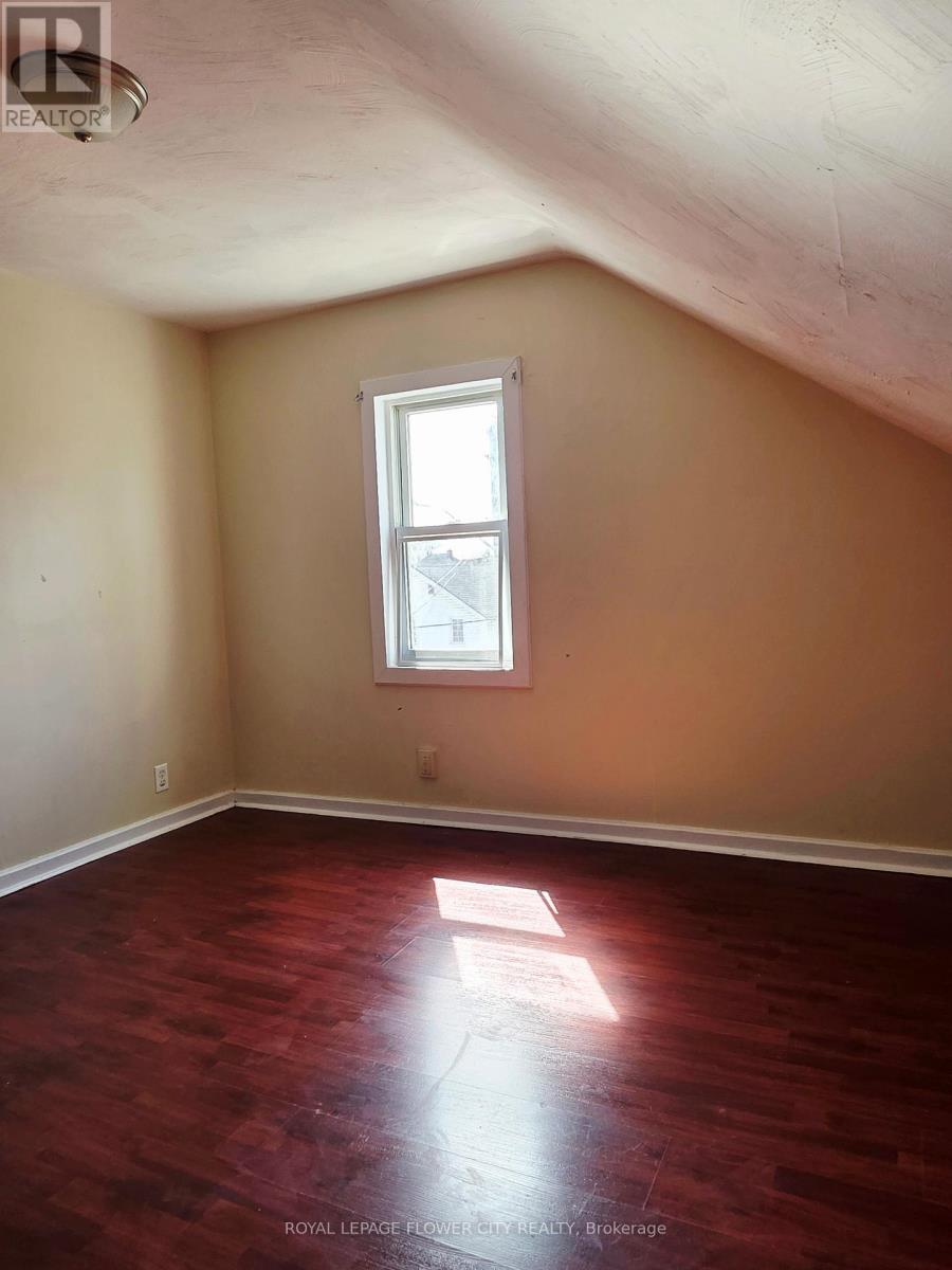 200 Hellems Avenue, Welland, Ontario  L3B 3B7 - Photo 15 - X13073912