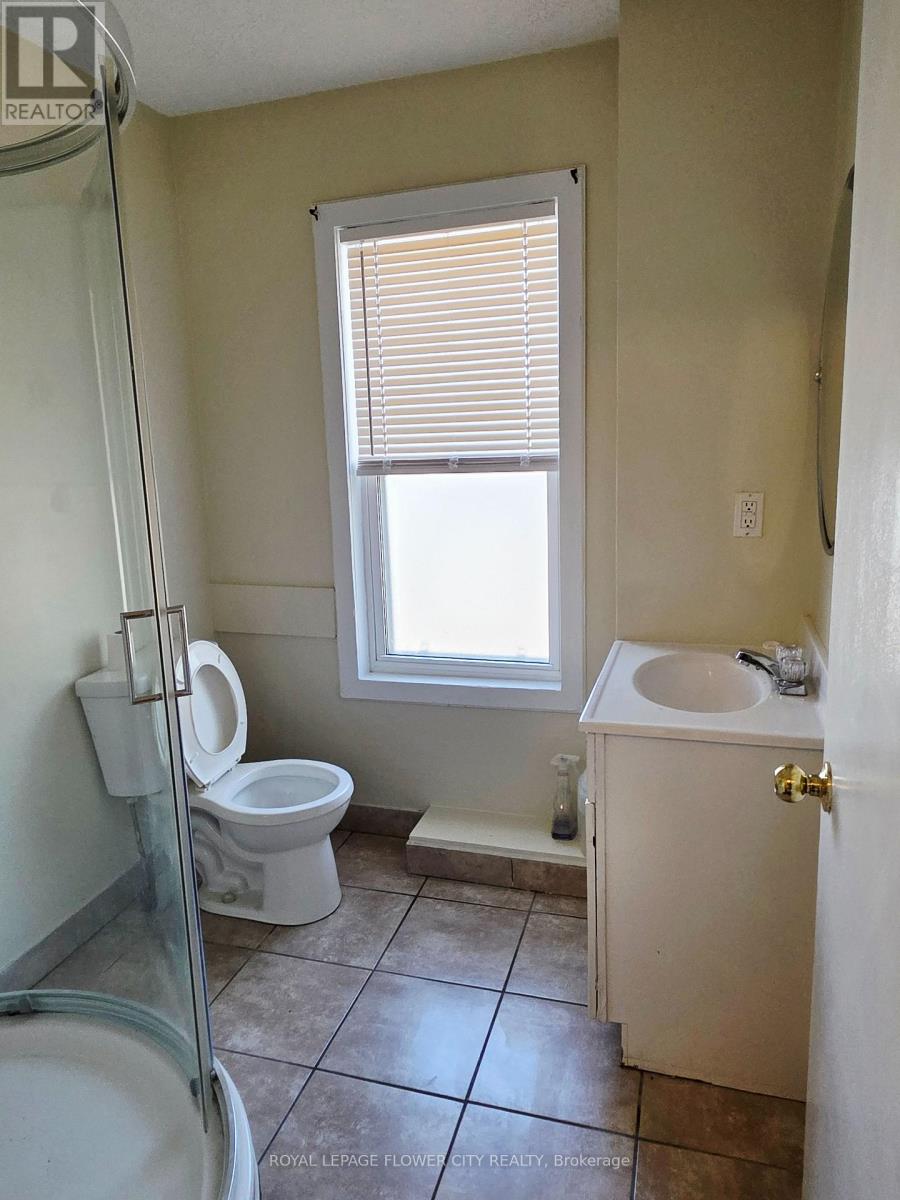 200 Hellems Avenue, Welland, Ontario  L3B 3B7 - Photo 4 - X13073912