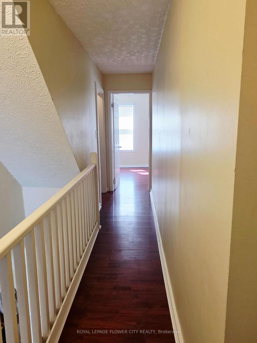 200 Hellems Avenue, Welland, Ontario  L3B 3B7 - Photo 5 - X13073912