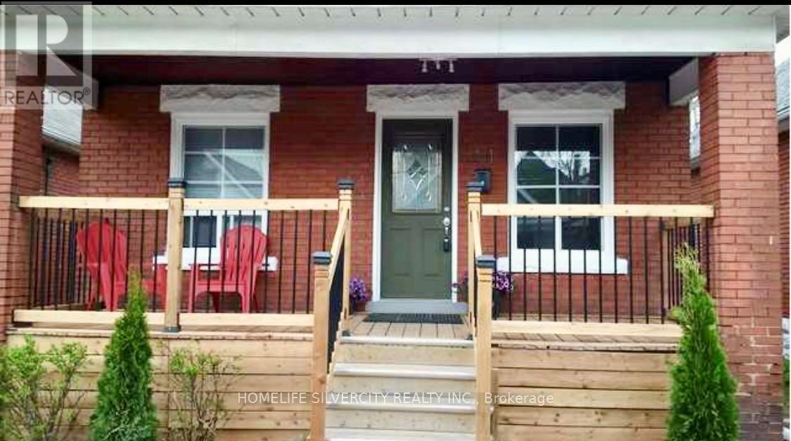 24 Webber Avenue, Hamilton, Ontario  L8N 1W3 - Photo 2 - X13073984