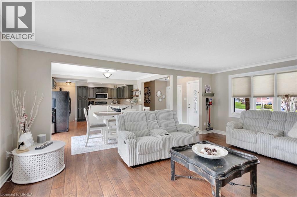 9 Driftwood Drive, Brantford, Ontario  N3R 3K1 - Photo 7 - 40825370