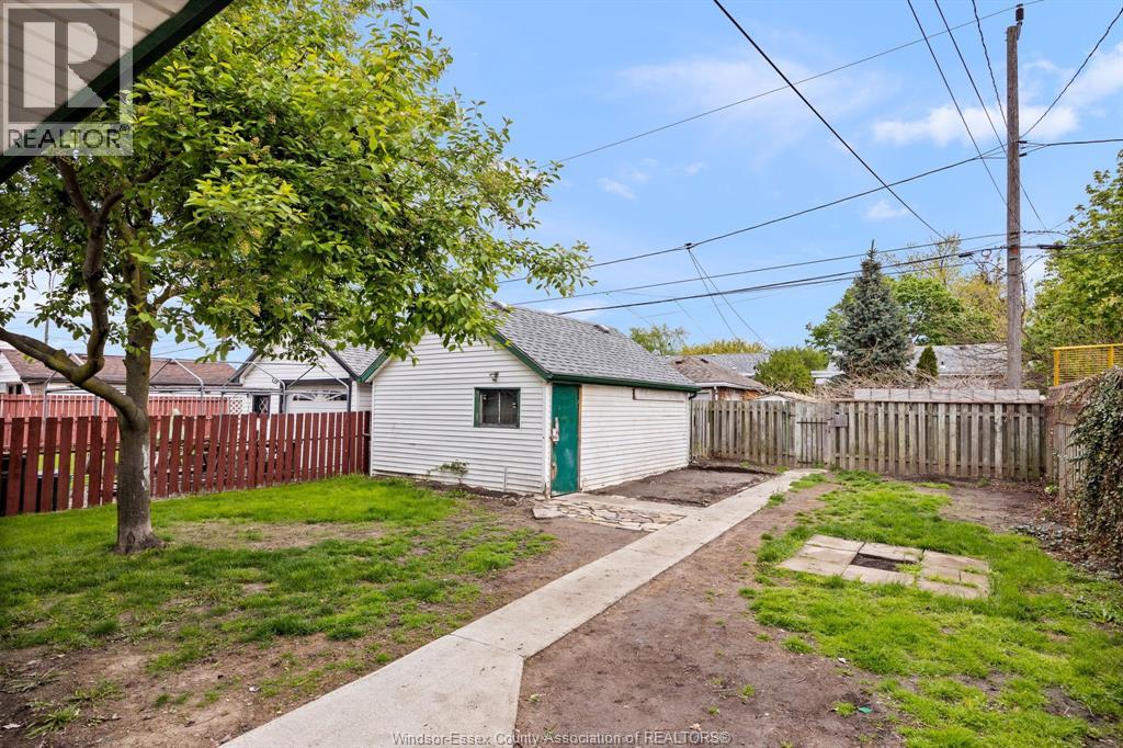 2270 Marentette, Windsor, Ontario  N8W 2C1 - Photo 25 - 26009764
