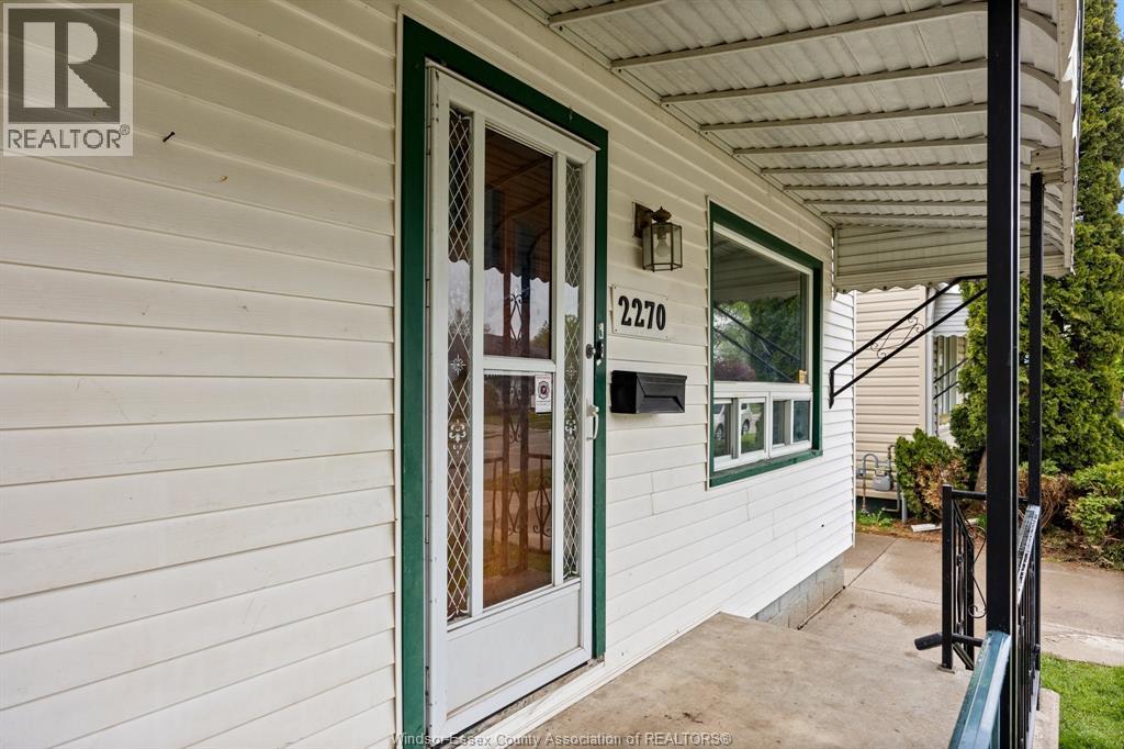 2270 Marentette, Windsor, Ontario  N8W 2C1 - Photo 3 - 26009764