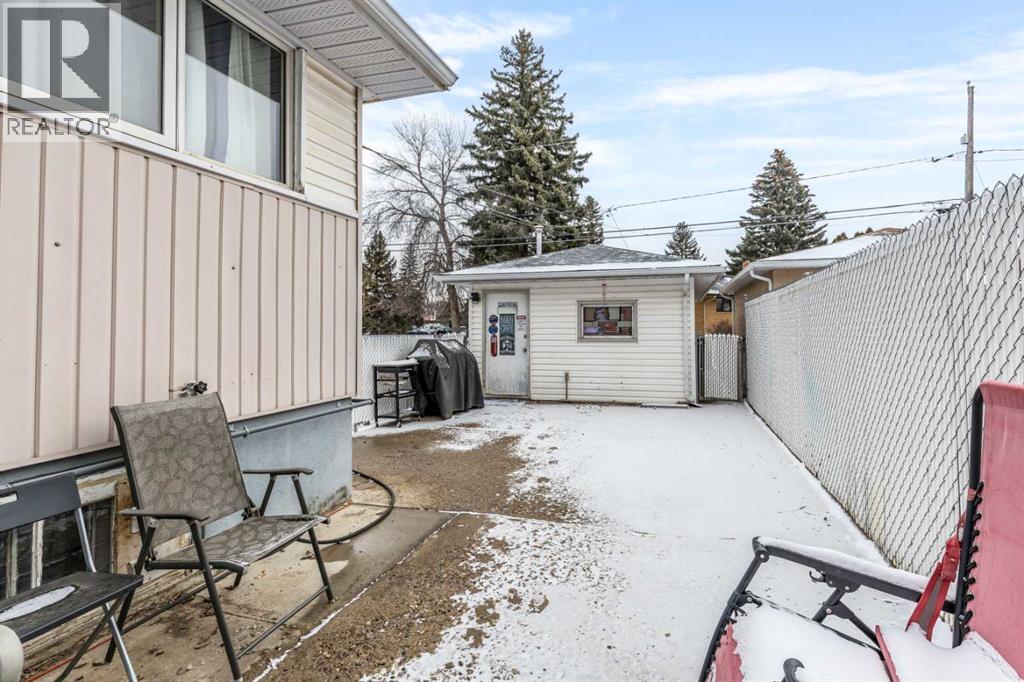 2405 16 Avenue SE, Medicine Hat, Alberta  T1A 3T5 - Photo 31 - A2303323