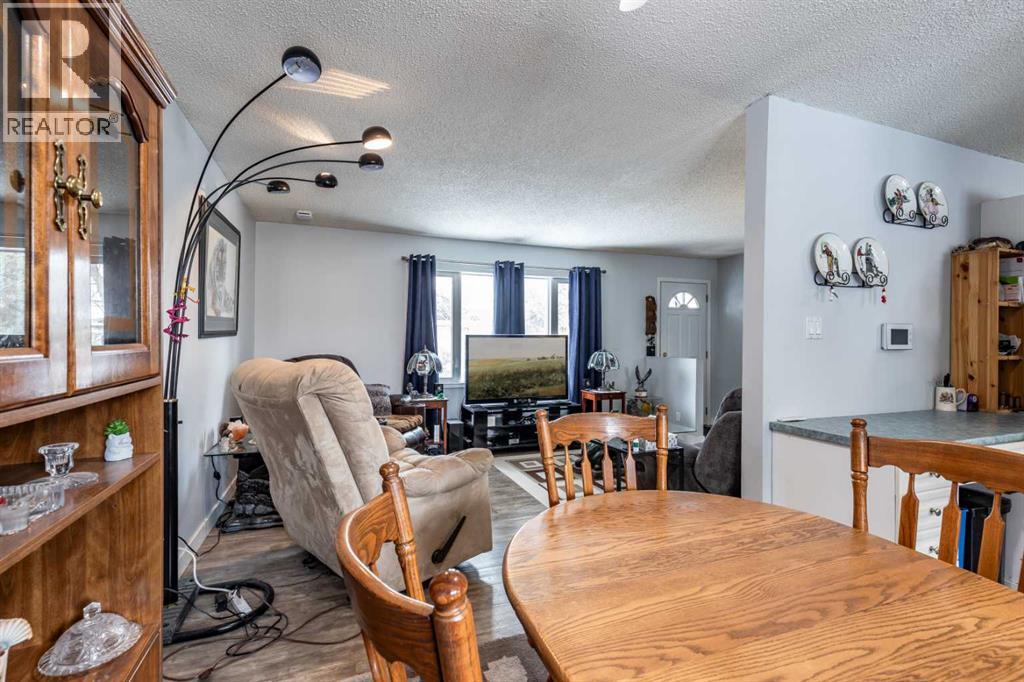 2405 16 Avenue SE, Medicine Hat, Alberta  T1A 3T5 - Photo 8 - A2303323