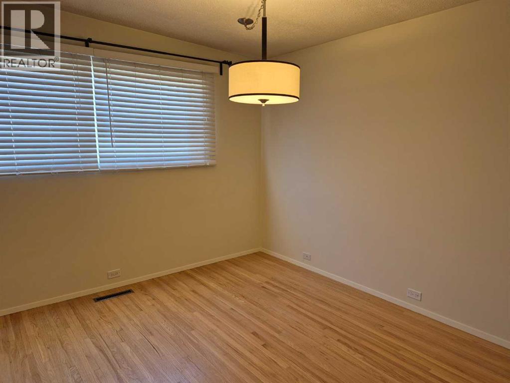 3415 Benton Drive NW, Calgary, Alberta  T2L 1W7 - Photo 16 - A2305111