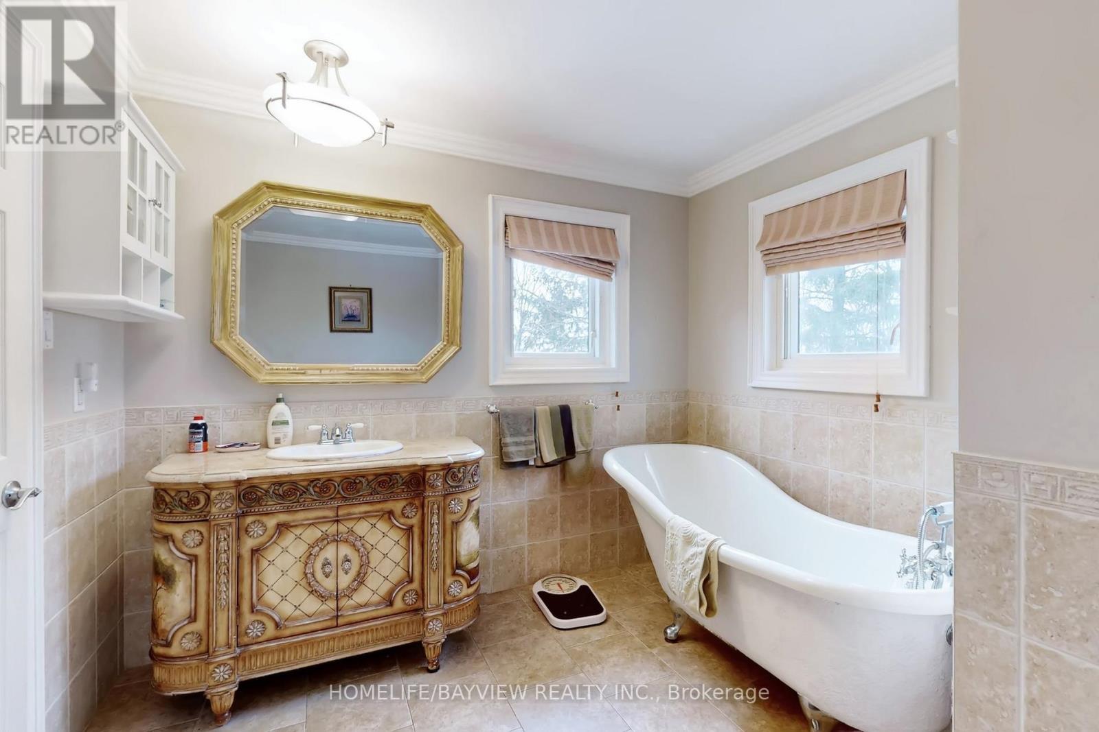 70 Russell Snider Drive, King, Ontario  L0G 1N0 - Photo 24 - N12900260