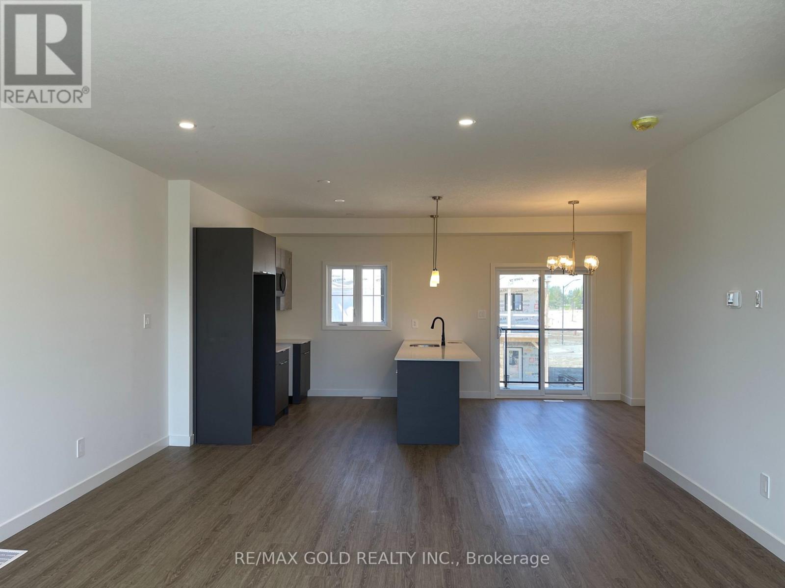 8 - 1781 HENRICA AVENUE, London North, Ontario
