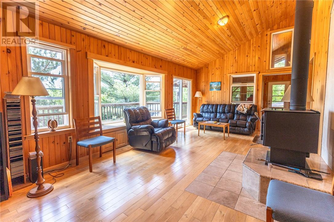 450f Sugar Lake Road, Massey, Ontario  P0P 1P0 - Photo 11 - 2126373