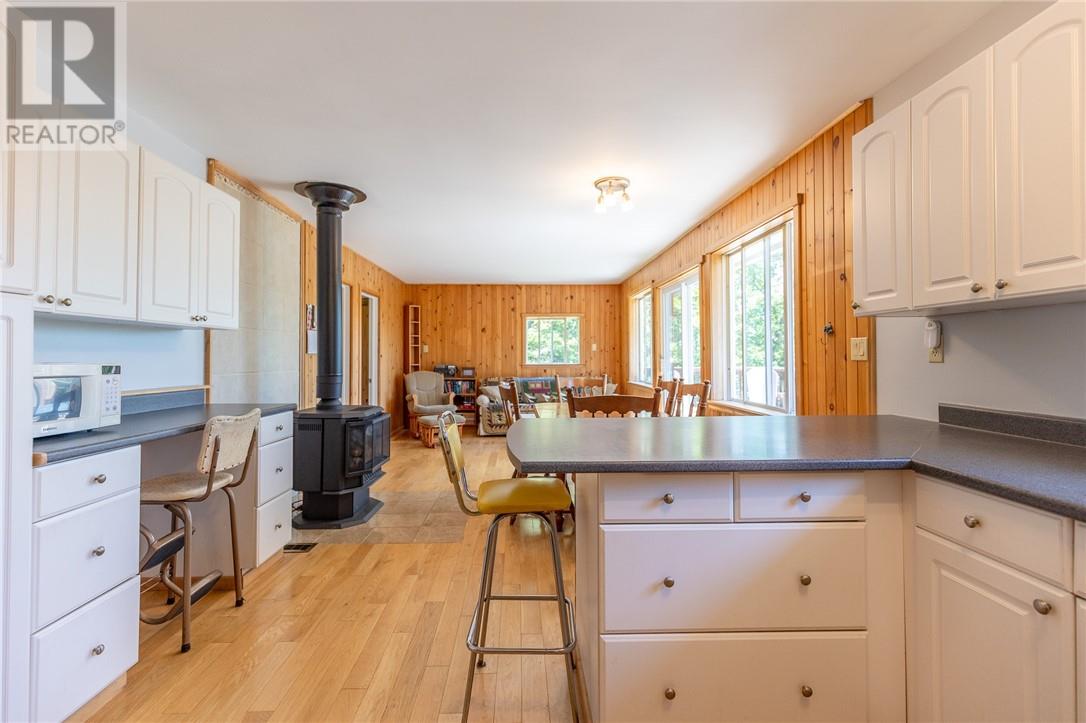450f Sugar Lake Road, Massey, Ontario  P0P 1P0 - Photo 18 - 2126373