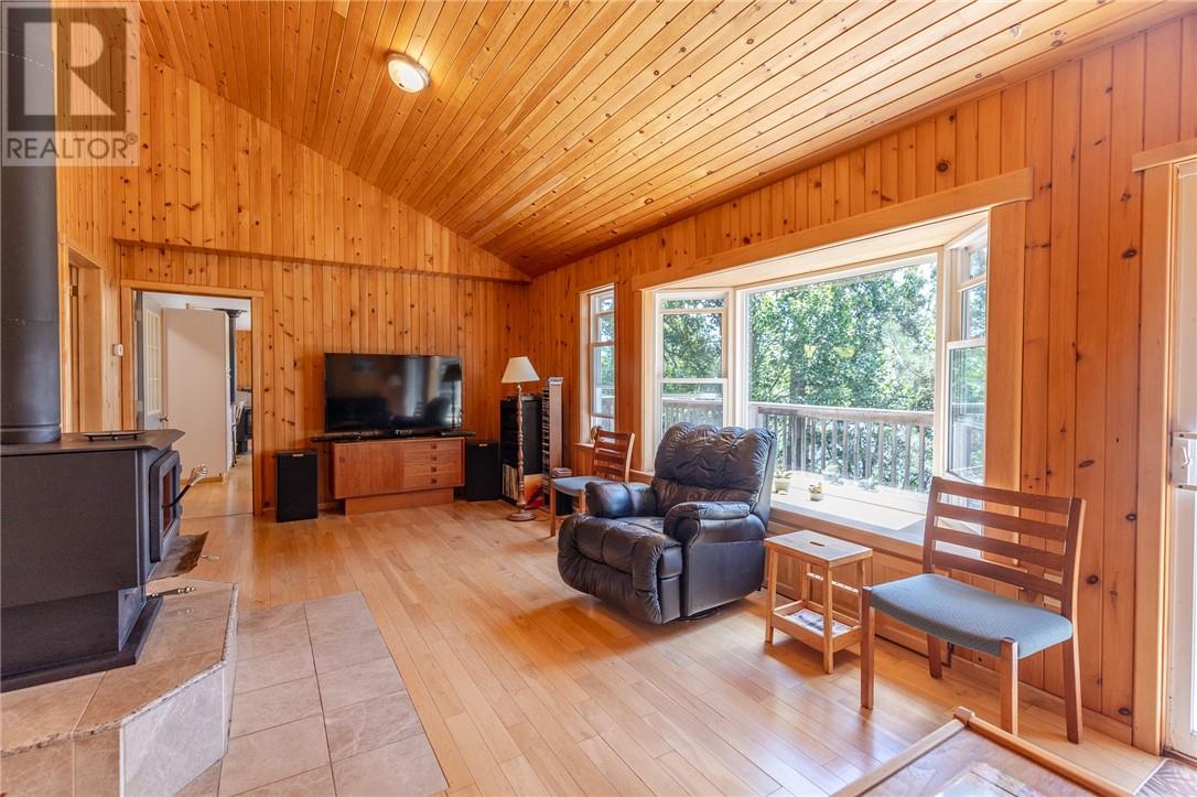 450f Sugar Lake Road, Massey, Ontario  P0P 1P0 - Photo 13 - 2126373