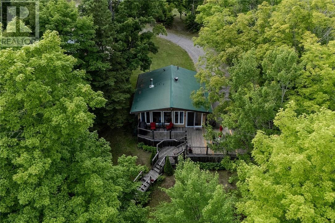 700 Bayline Drive, Mckerrow, Ontario  P0P 1M0 - Photo 2 - 2126463