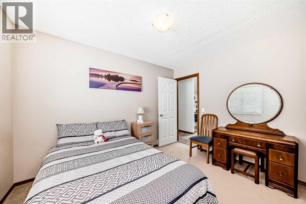 112 West Creek Glen, Chestermere, Alberta  T1X 1P9 - Photo 22 - A2305395