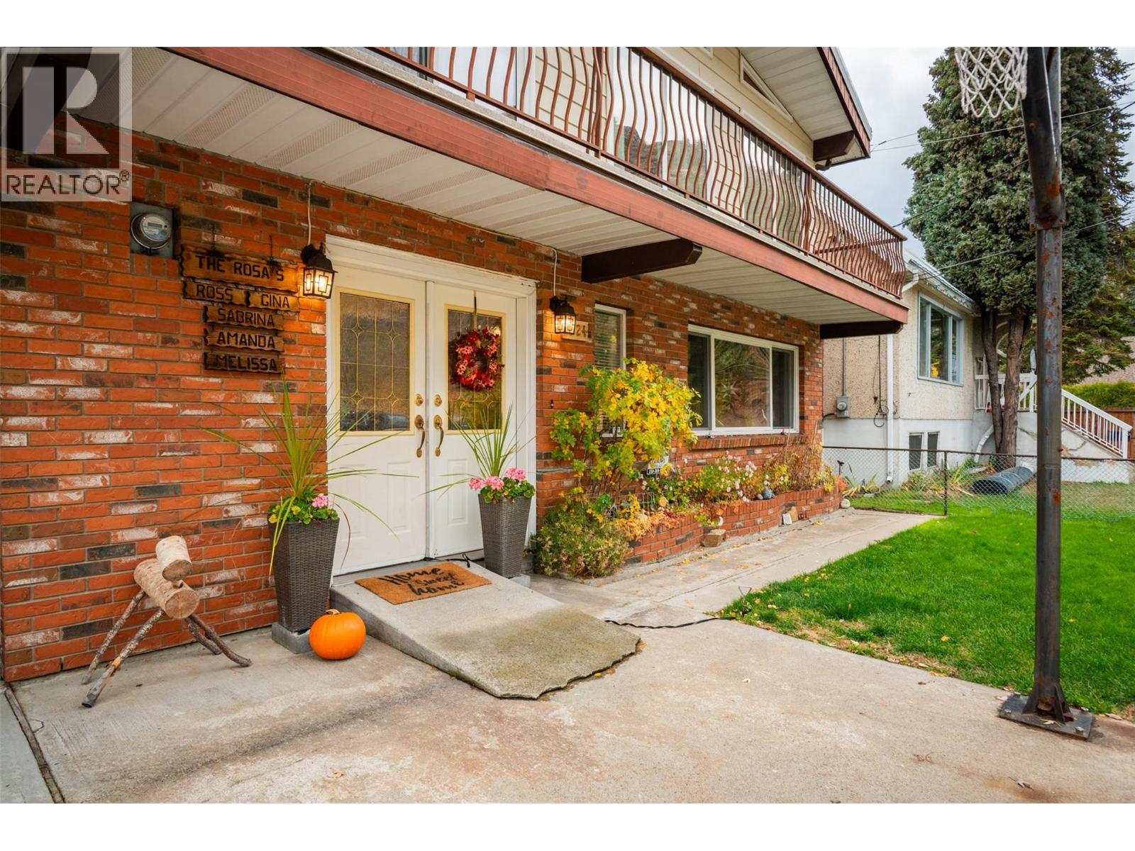 1224 Third Avenue, Trail, British Columbia  V1R 1P2 - Photo 3 - 10385751