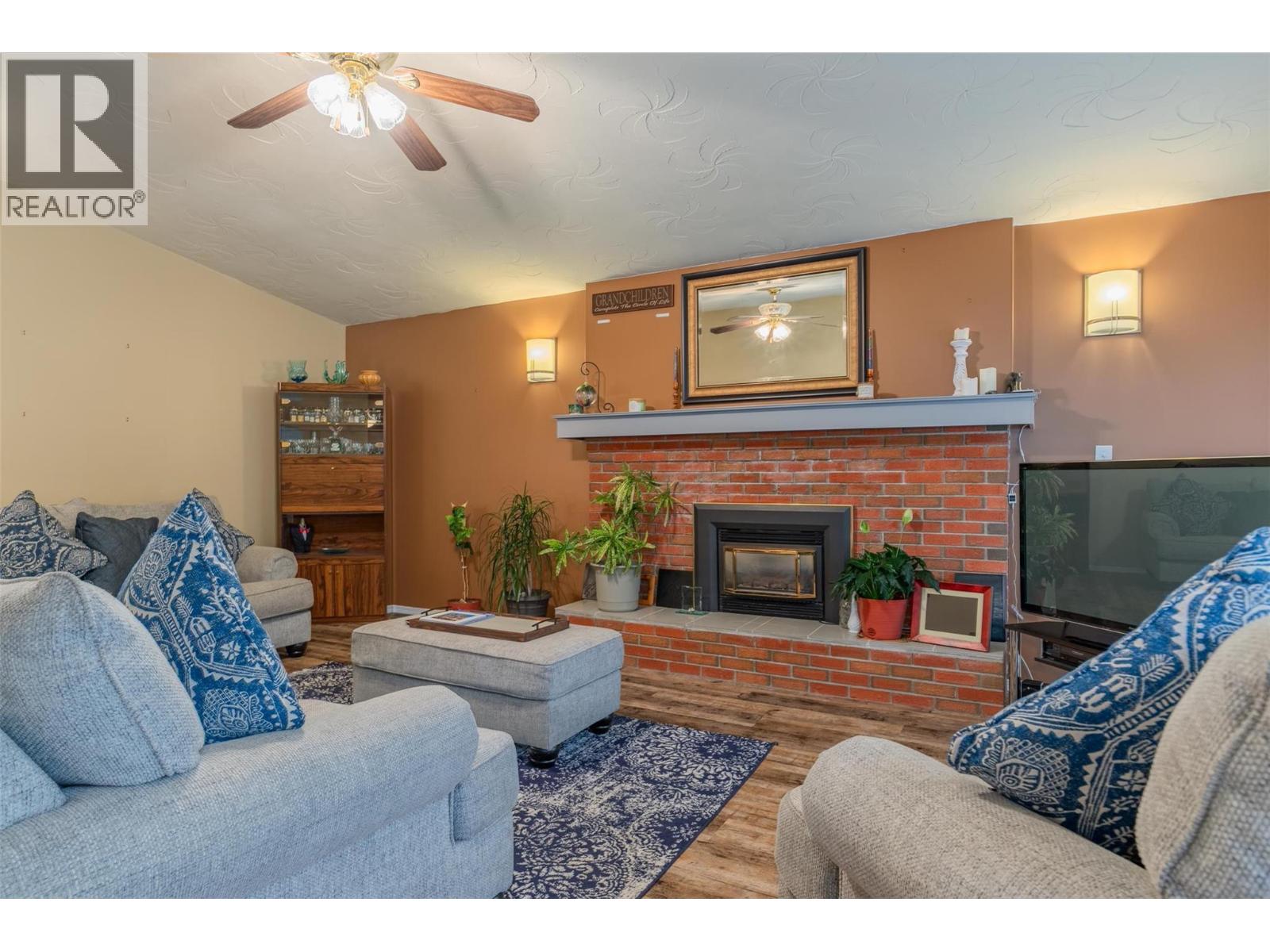 1224 Third Avenue, Trail, British Columbia  V1R 1P2 - Photo 6 - 10385751