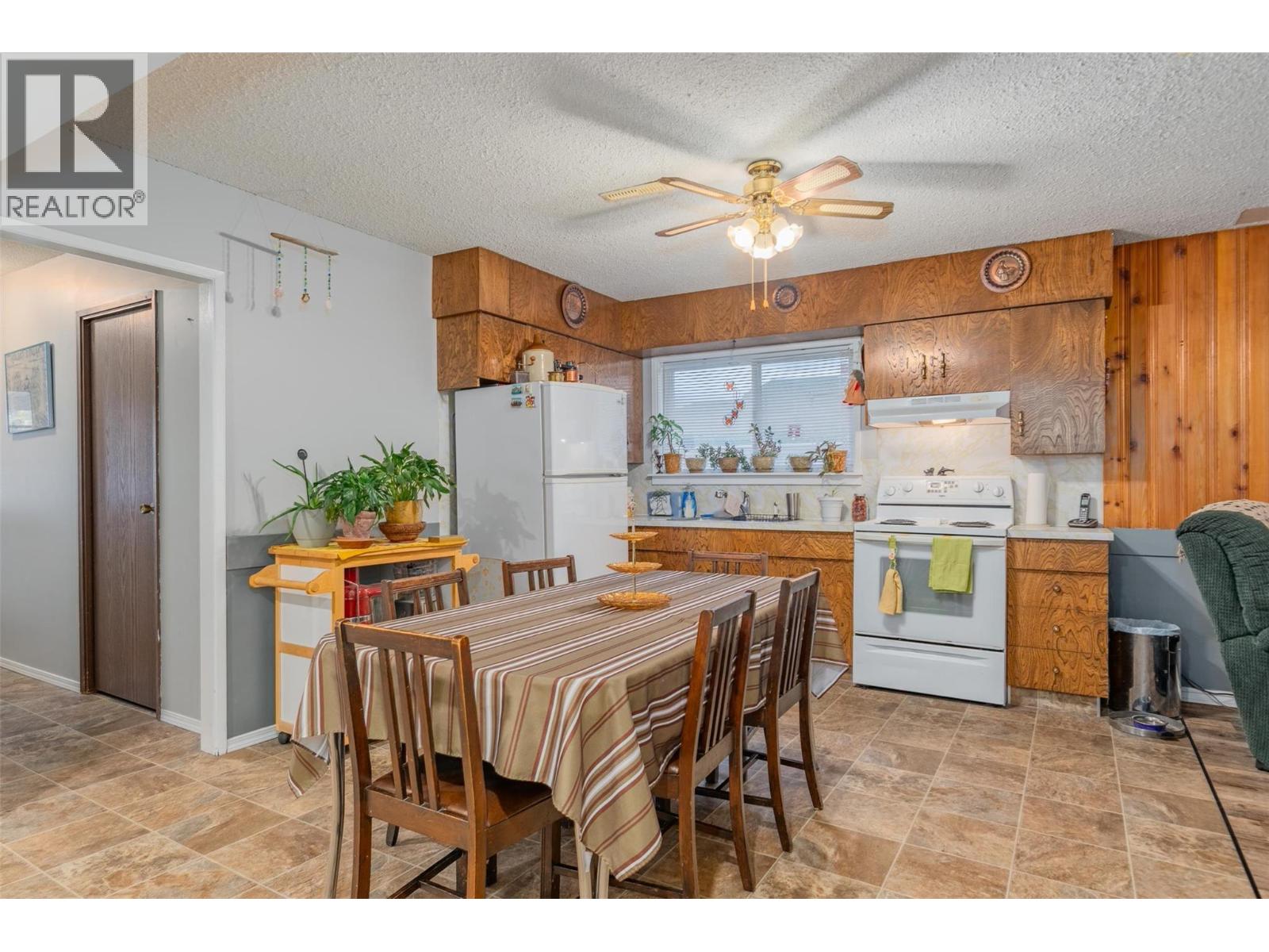 1224 Third Avenue, Trail, British Columbia  V1R 1P2 - Photo 29 - 10385751