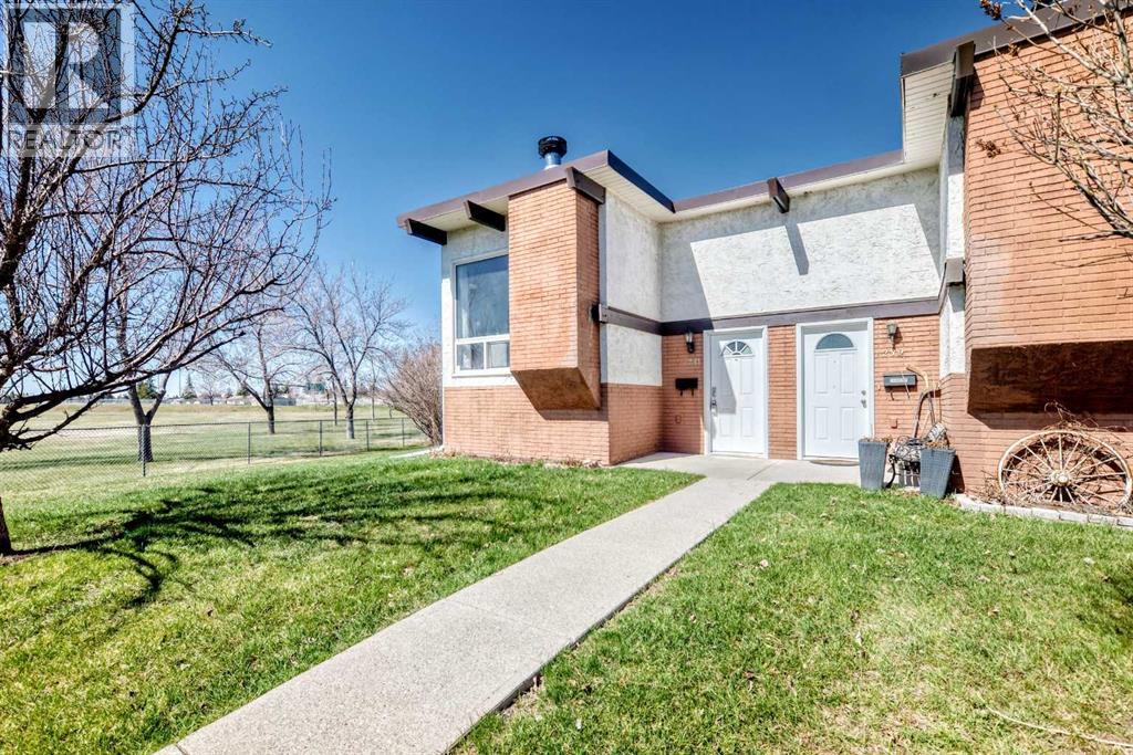 241 Pinemont Road NE, Calgary, Alberta  T1Y 2R4 - Photo 2 - A2307106