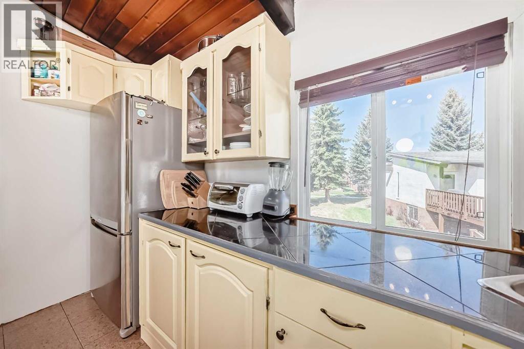 241 Pinemont Road NE, Calgary, Alberta  T1Y 2R4 - Photo 20 - A2307106