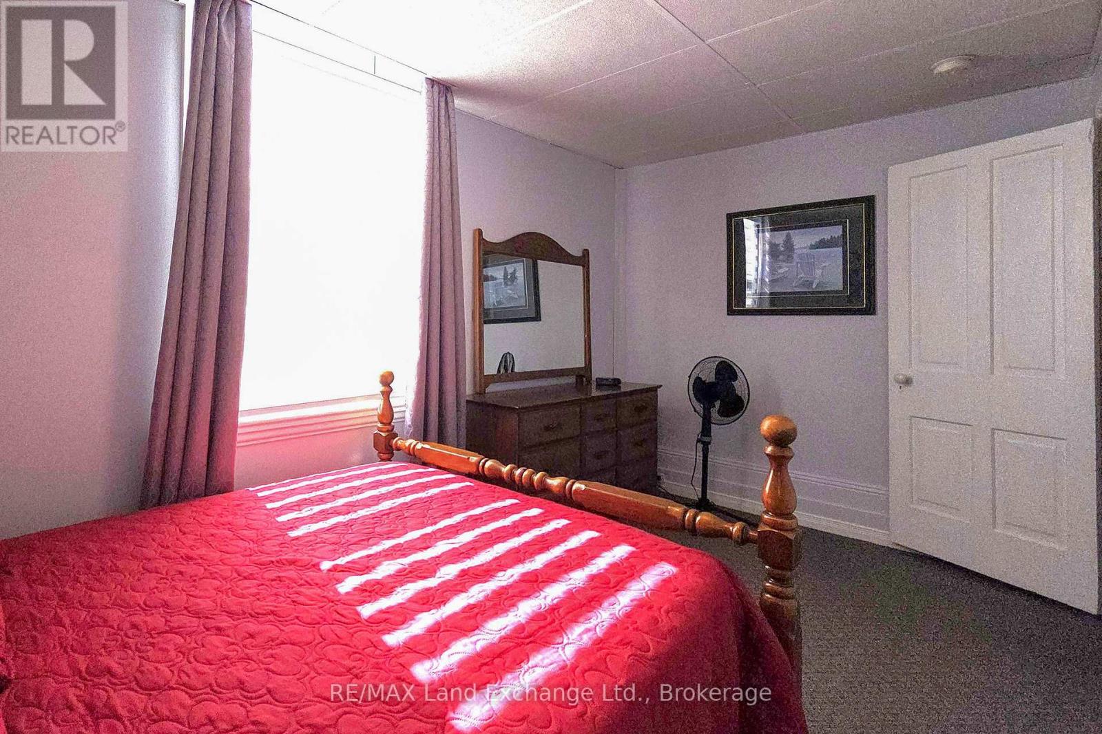473 Market Street, Saugeen Shores, Ontario  N0H 2C2 - Photo 11 - X13074006