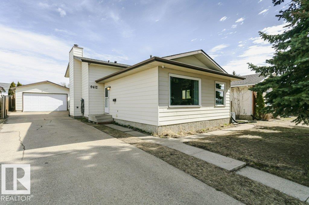 9412 176 AV NW, edmonton, Alberta