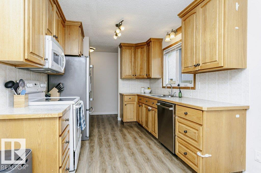 9412 176 Av Nw, Edmonton, Alberta  T5Z 2C1 - Photo 17 - E4485427
